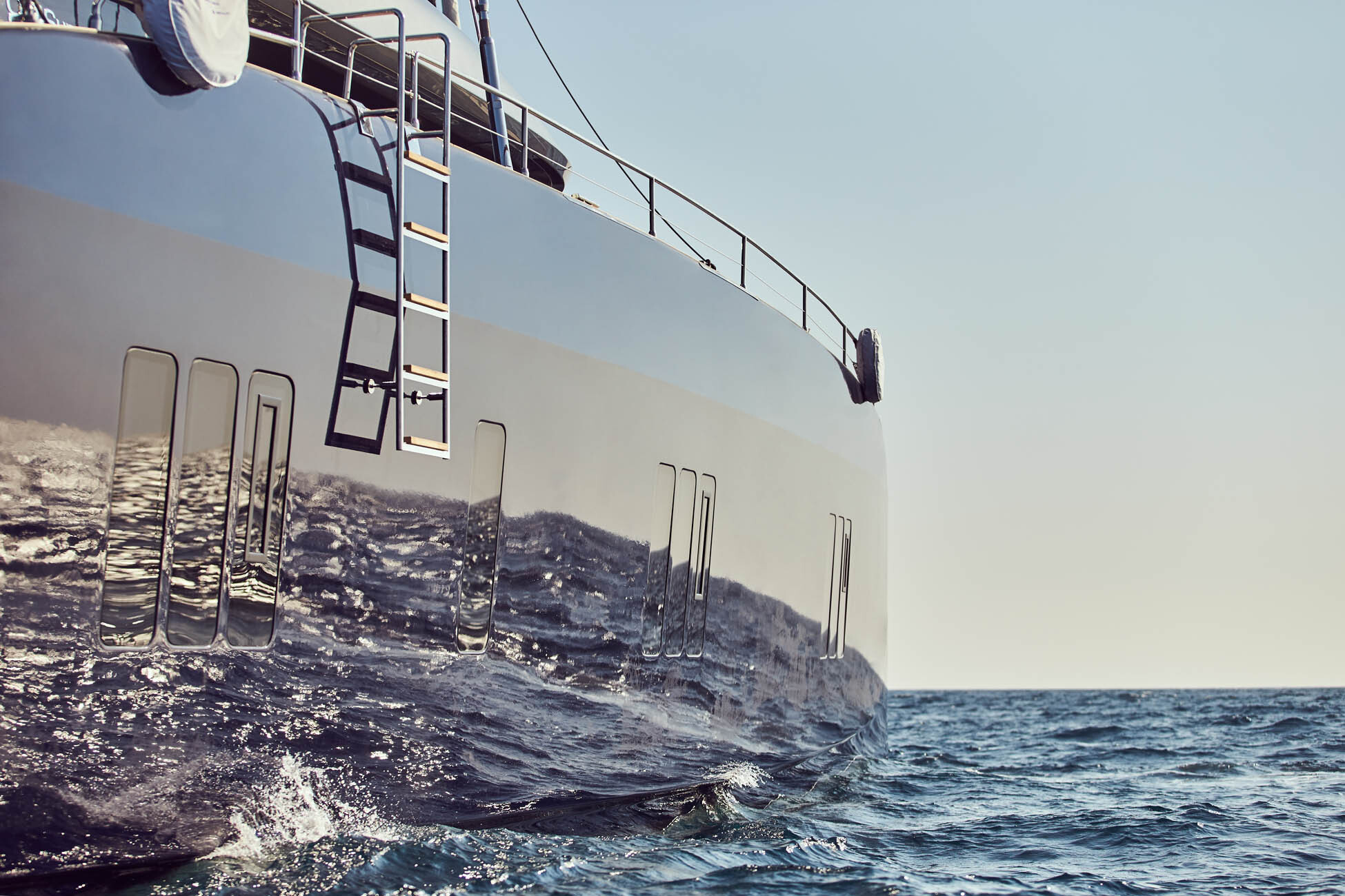 Harnessing the Power of Hydrogen Yachts - The Future of Sustainable Yachting